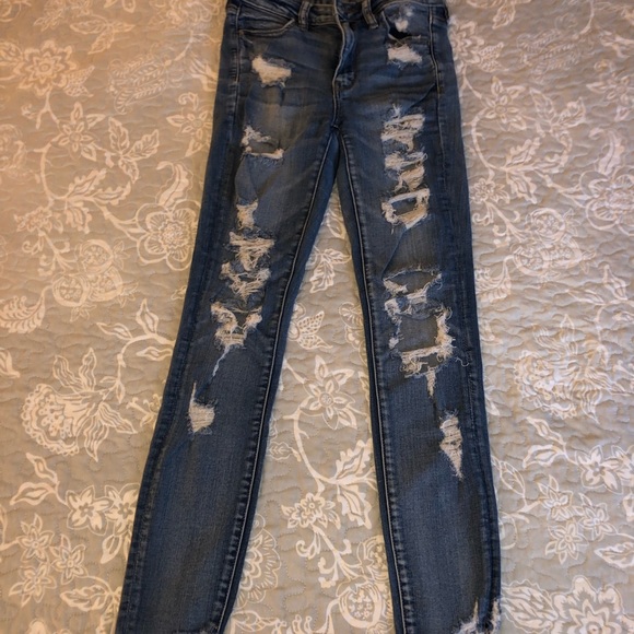 American Eagle ripped jeans - Picture 1 of 2